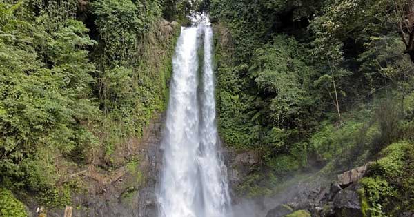 Yeh Mampeh Waterfall in Les Buleleng, Bali