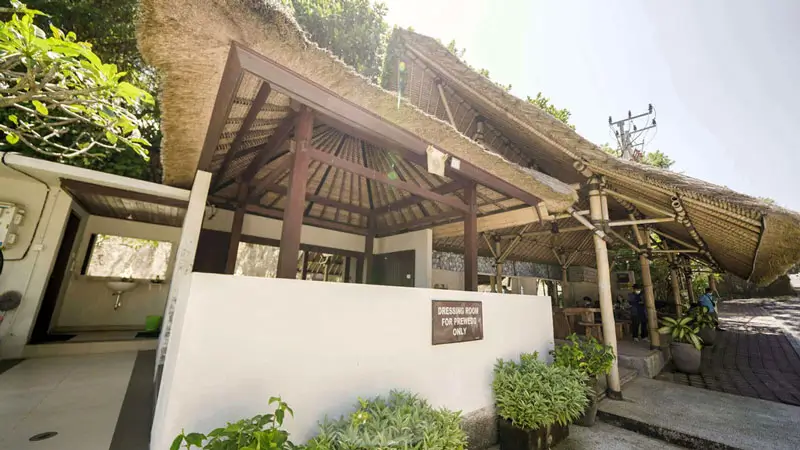 Changing room at the Melasti Beach Ungasan